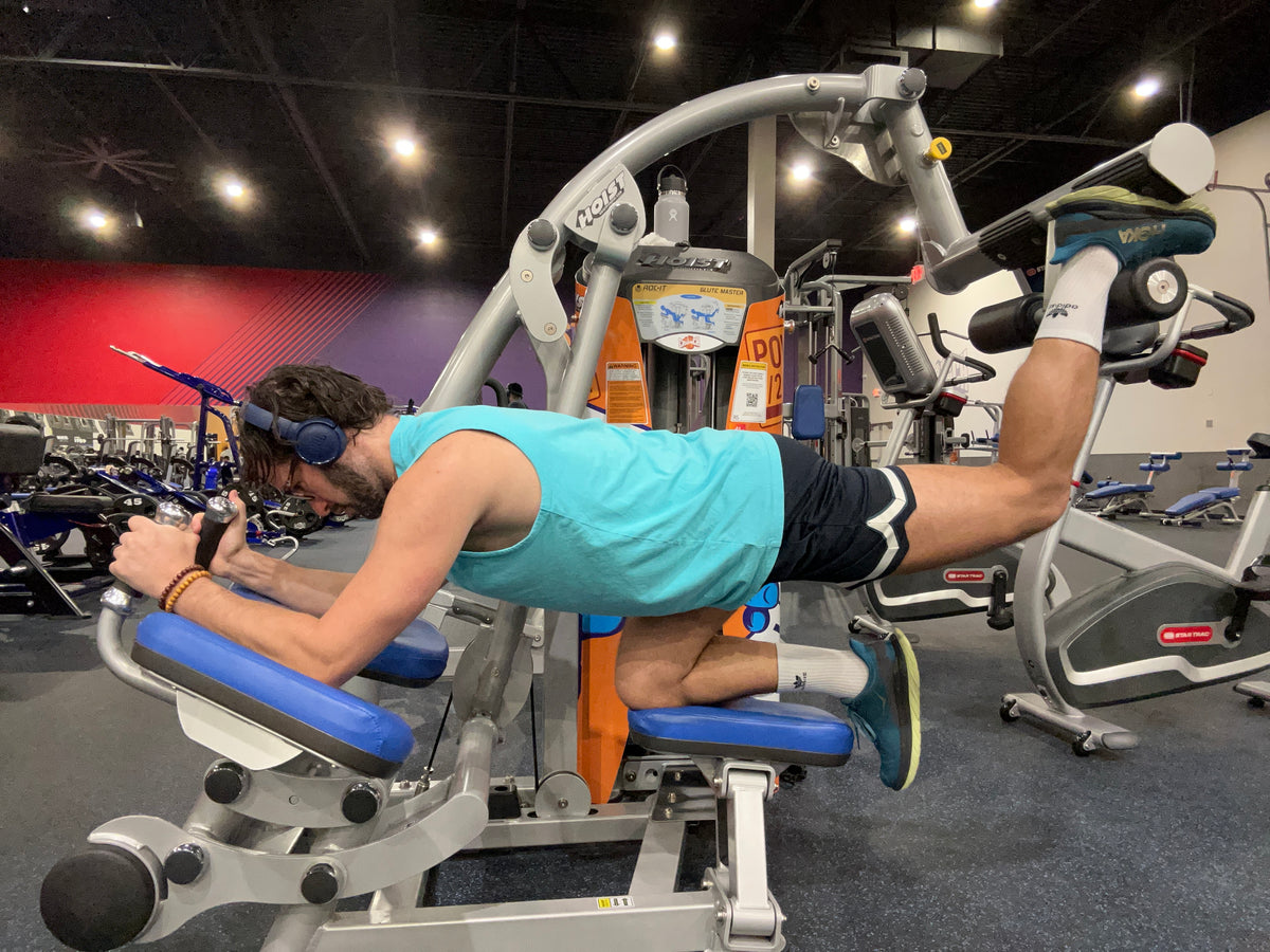 Glute Kickback Machine: How to, Benefits, Pro Tips, Alternatives & Var